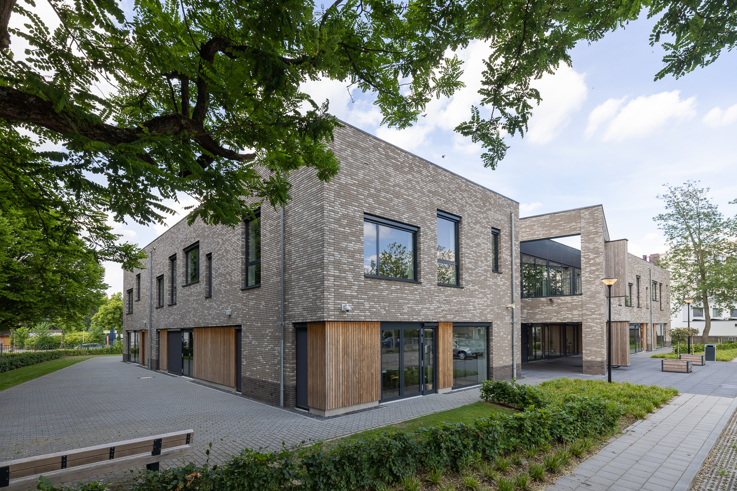 21-175 Het Dok-02